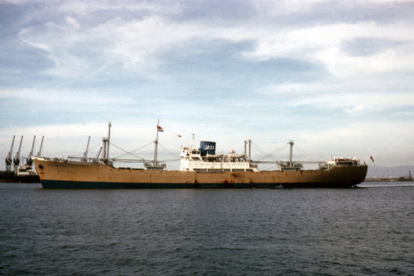 STRATHNEWTON in port