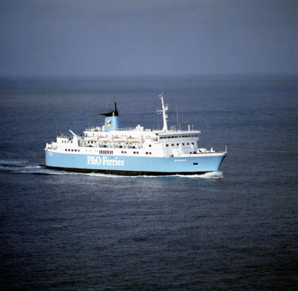 ST. SUNNIVA at sea